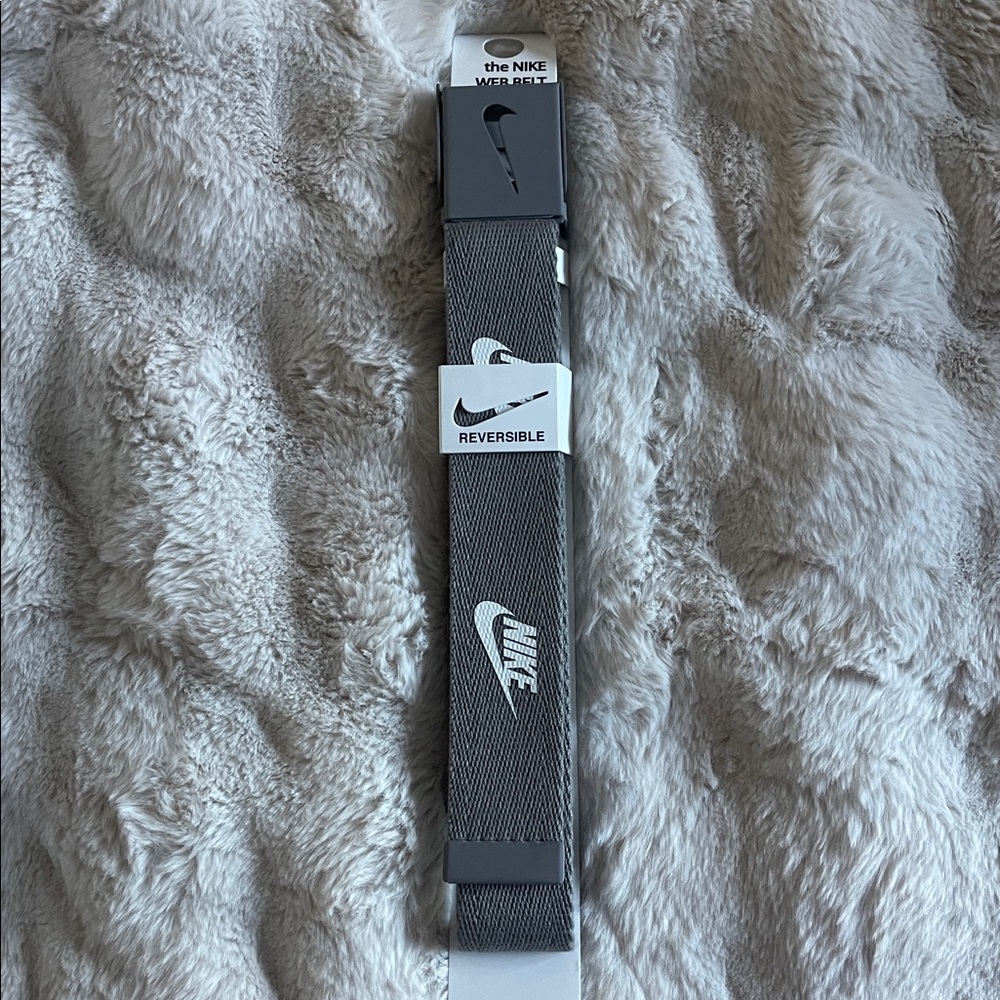 ❤️NEW!!!❤️ Nike Men's Tech Essential Web Belt.